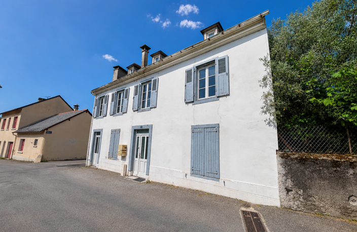 Immeuble de caractère au coeur de la Vallée des Gaves   Habit — photo 2