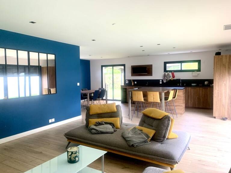 Contemporaine de 5 pièces principales — photo 1
