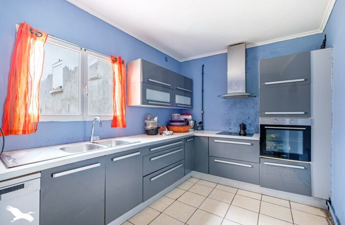 Vente maison 6 pièces 113 m² Vénissieux (69200) — photo 2