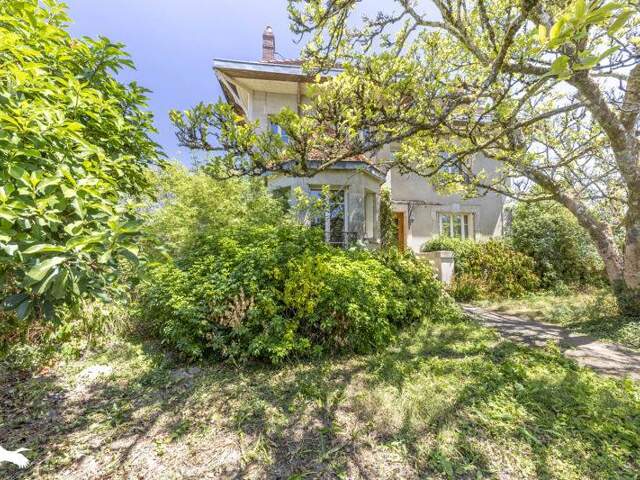 Manoir de 8 pièces principales — photo du bien
