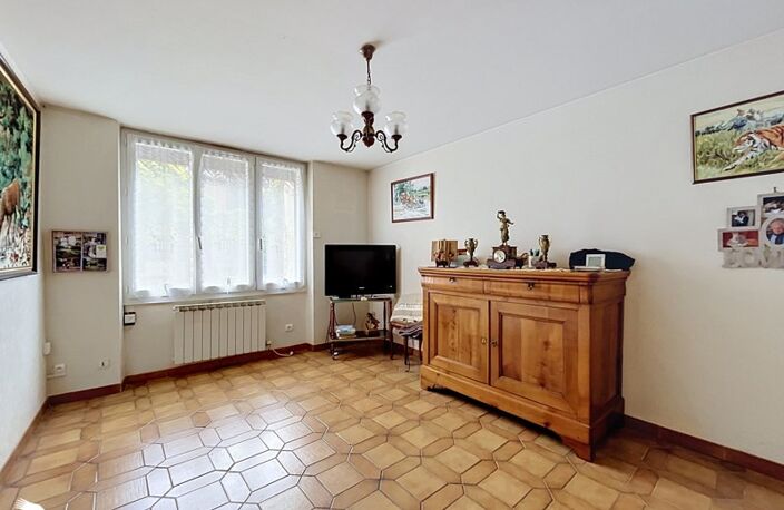 Maison de bourg de 5 pièces principales — photo 4