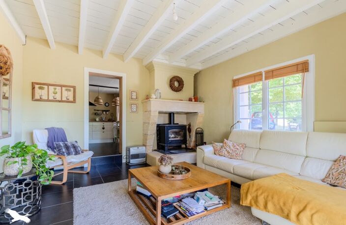 Maison en pierre de 6 pièces principales — photo 3