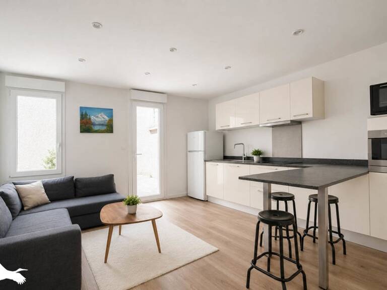 Immeuble   — photo 1
