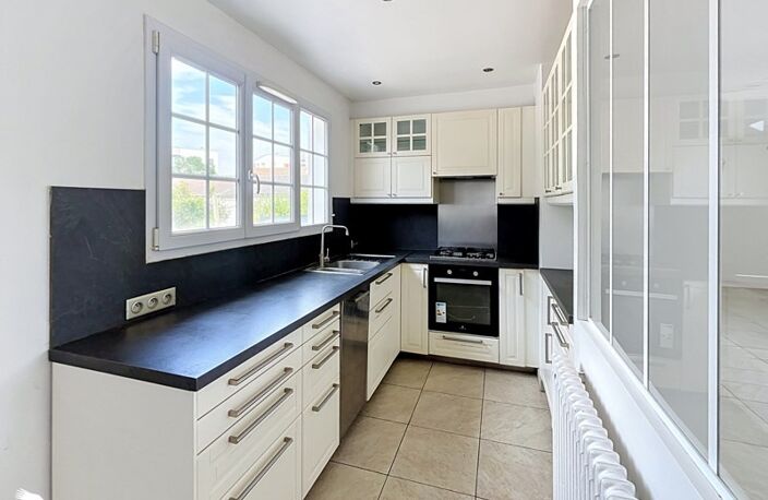 Vente maison 6 pièces 110 m² Les Clayes-sous-Bois (78340) — photo 3