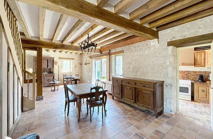 Maison en pierre de 5 pièces principales — photo 2
