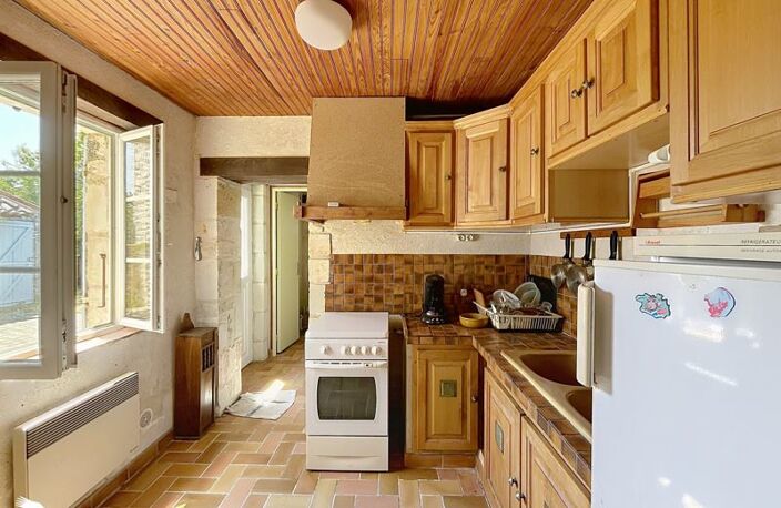 Maison en pierre de 5 pièces principales — photo 3