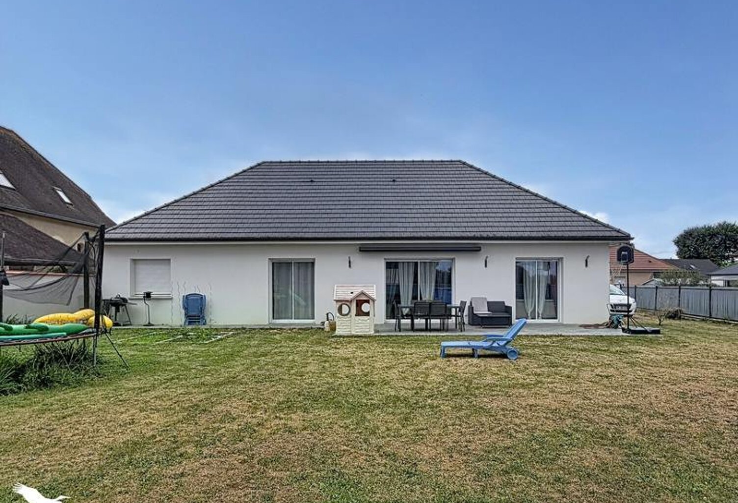 Contemporaine de 5 pièces principales — photo 1