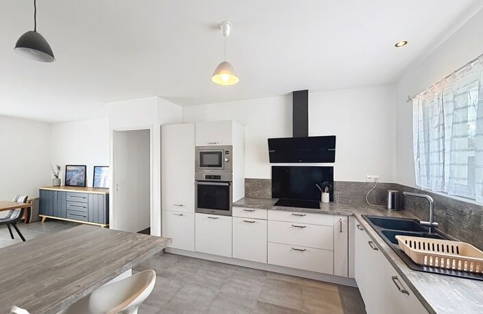 Contemporaine de 5 pièces principales — photo 4