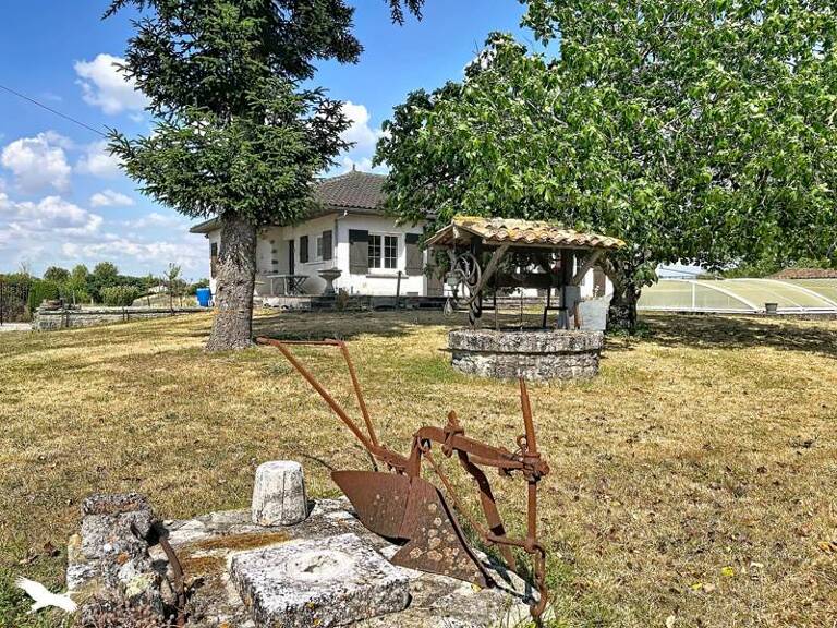 Pavillon de 7 pièces principales — photo 1