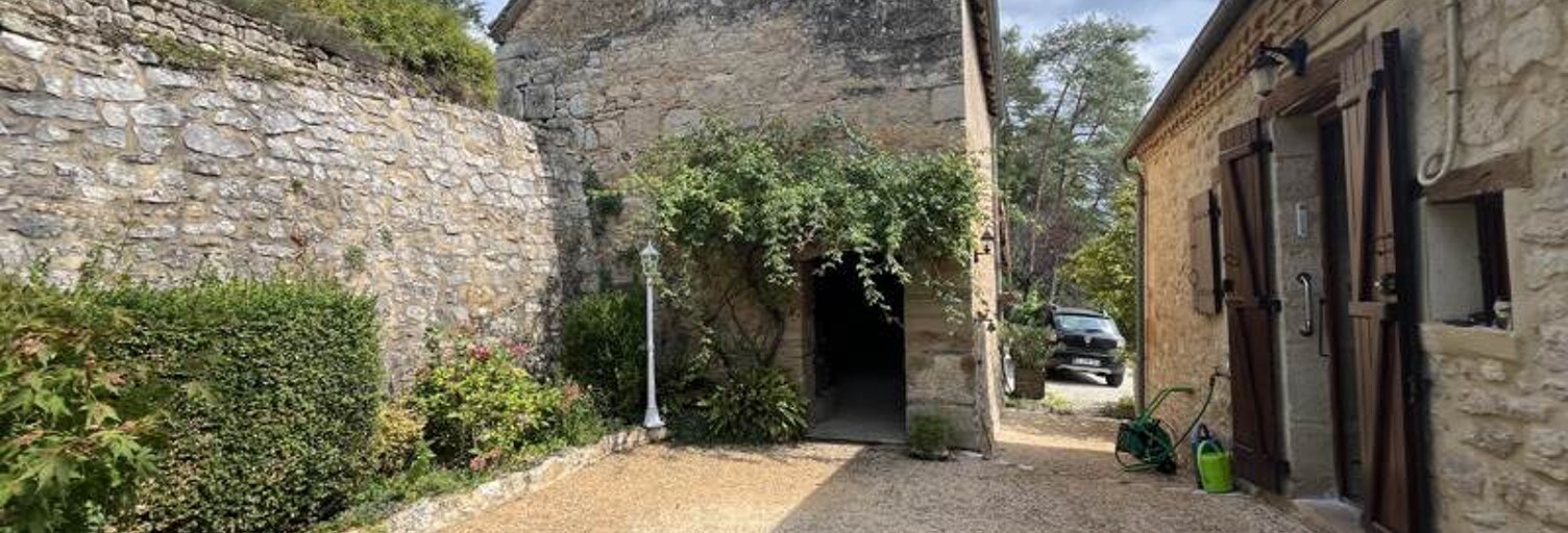 Maison 4 Pièces 95 m² à vendre à Azerat (24210)