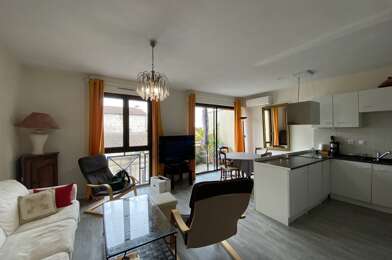 Appartement 3 pièces 103740 €