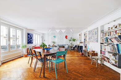 Appartement 4 pièces 3700 €