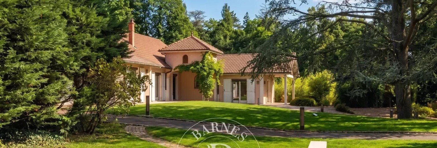 Maison 9 Pièces 283 m² à vendre à Écully (69130)