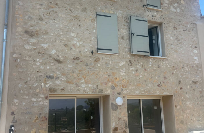 MOUGINS VILLA T5 REFAIT A NEUF JARDIN 2 PARKINGS — photo 2