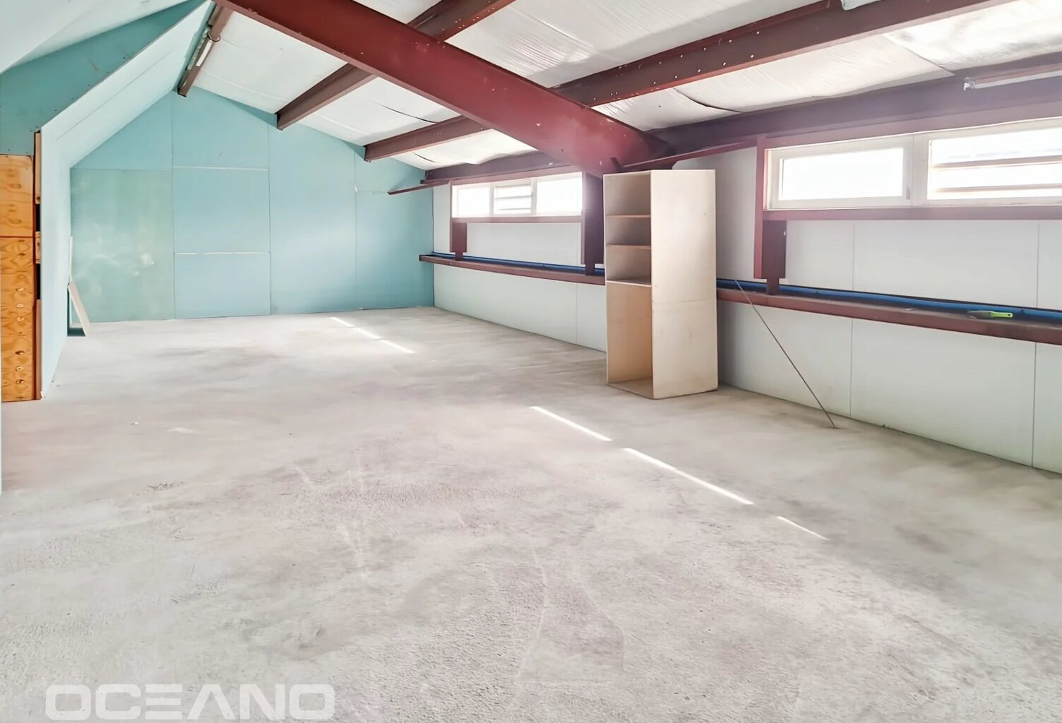Local commercial - Hope Estate — photo 1