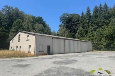 Immeuble  130800 €
