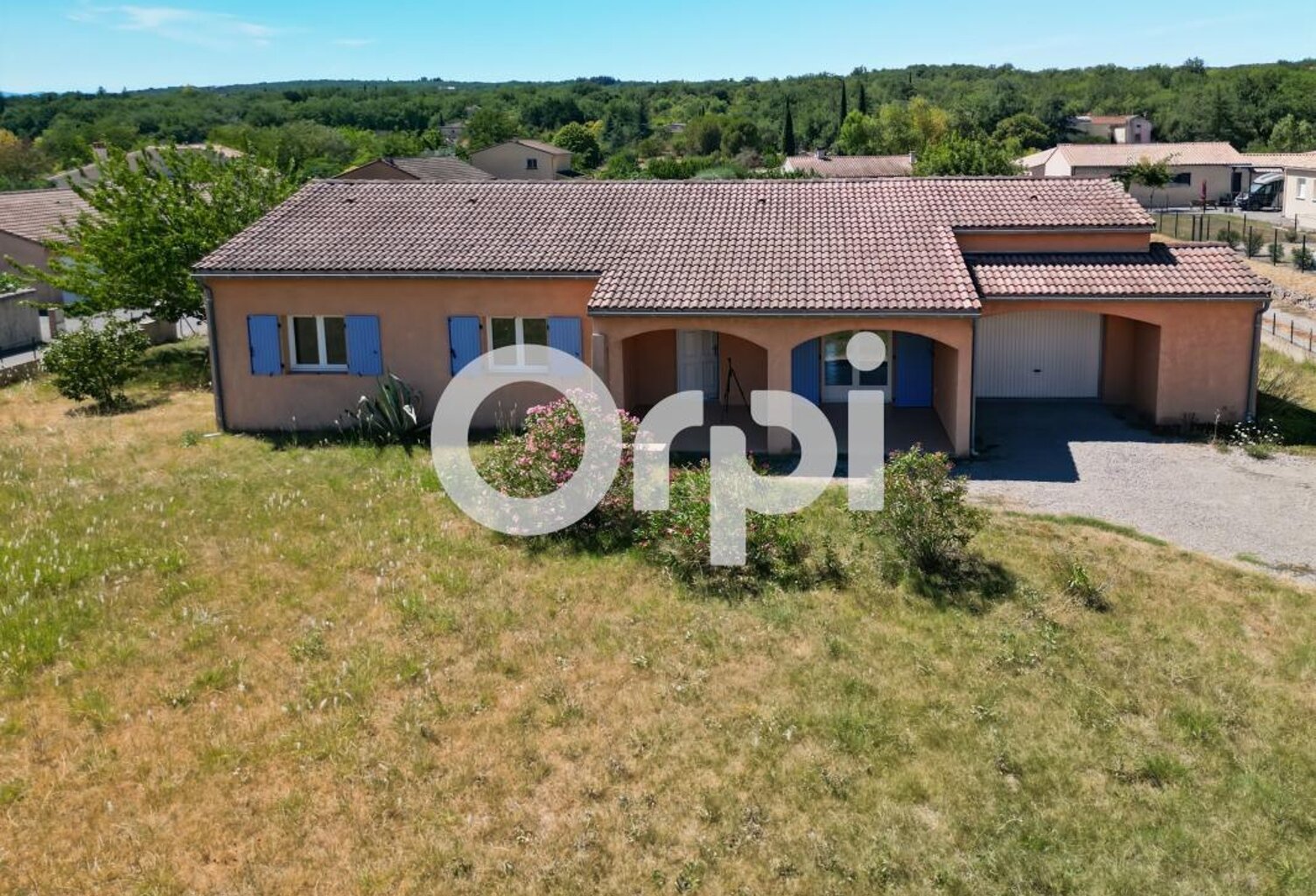 VENTE d'une maison F4 (101,2 m²) à RUOMS sur un terrain de 1125m² — photo 1