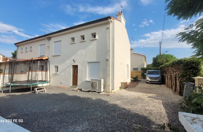 Richelieu - A Vendre maison de 90 m² habitables - 3 chambres et vaste séjour — photo 2