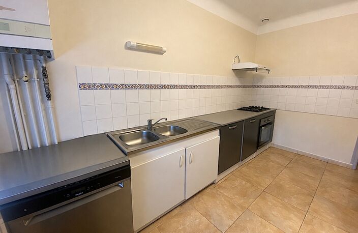 Immeuble à vendre - 2 appartements T4 de 120m2 - AIRE SUR L'ADOUR (40) — photo 4