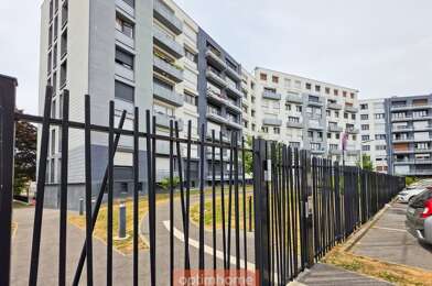Appartement 4 pièces 155900 €