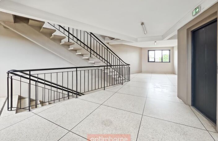 T4 de 83 m² – 3 chambres – Balcon – Cave – Garage – Résidence "Plein Sud" – ARRAS — photo 2