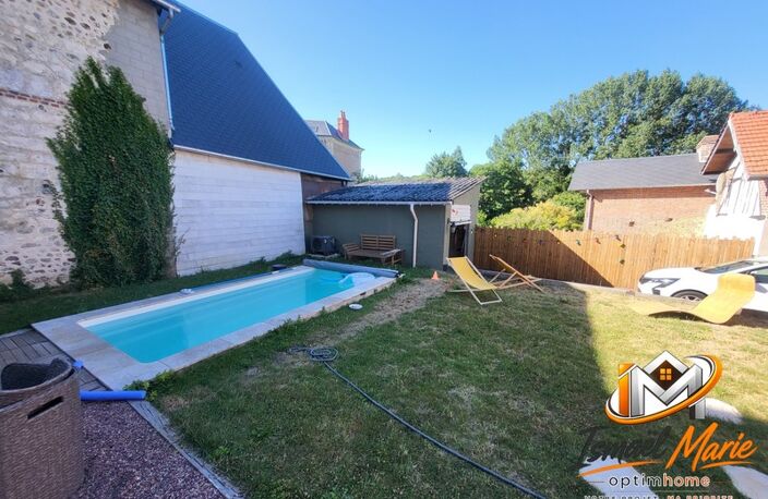Maison à vendre à Courtonne-les-Deux-Églises – 103 m², 4 chambres, piscine chauffée et dépendance — photo 2