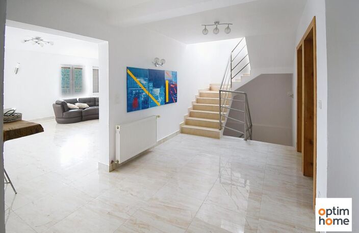 TRES BELLE MAISON INDIVIDUELLE - 4 CHAMBRES - 2 SALLES DE BAIN - 2 GARAGES - TERRAIN DE 25 ARES — photo 5