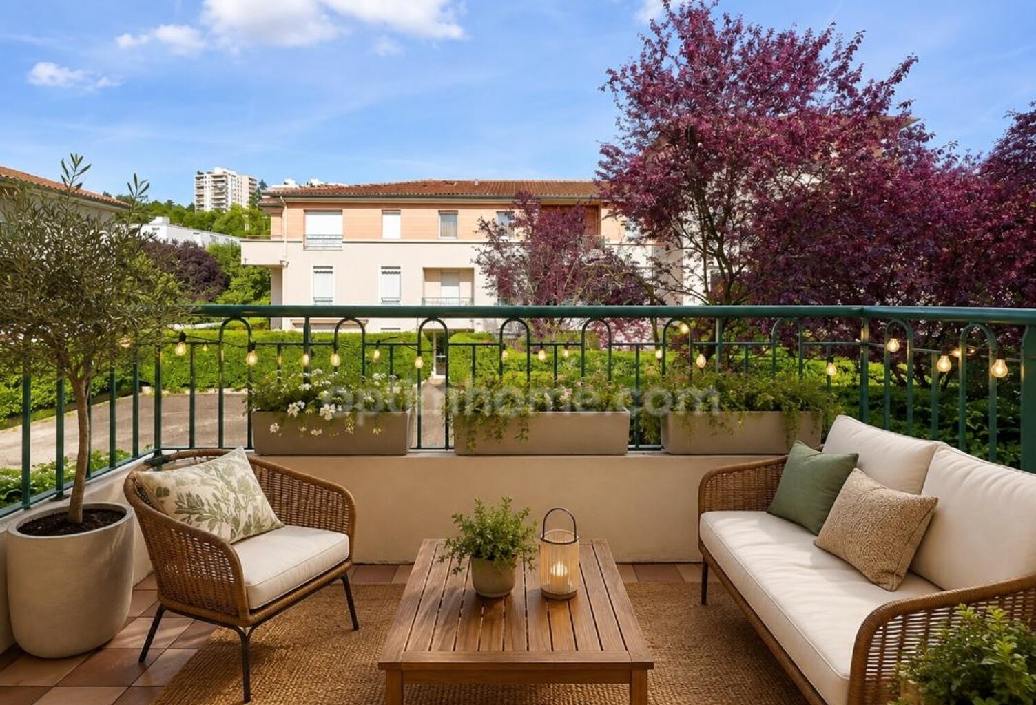 Grand T5 familial 135 m² avec balcons, double garage et cave – Tassin-la-Demi-Lune — photo 1