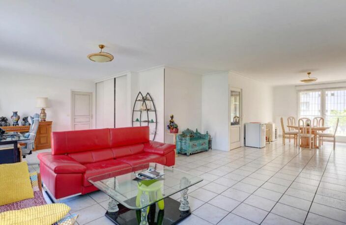 Grand T5 familial 135 m² avec balcons, double garage et cave – Tassin-la-Demi-Lune — photo 2