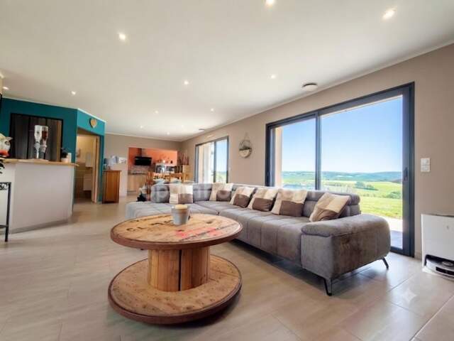   Superbe Maison moderne — photo du bien