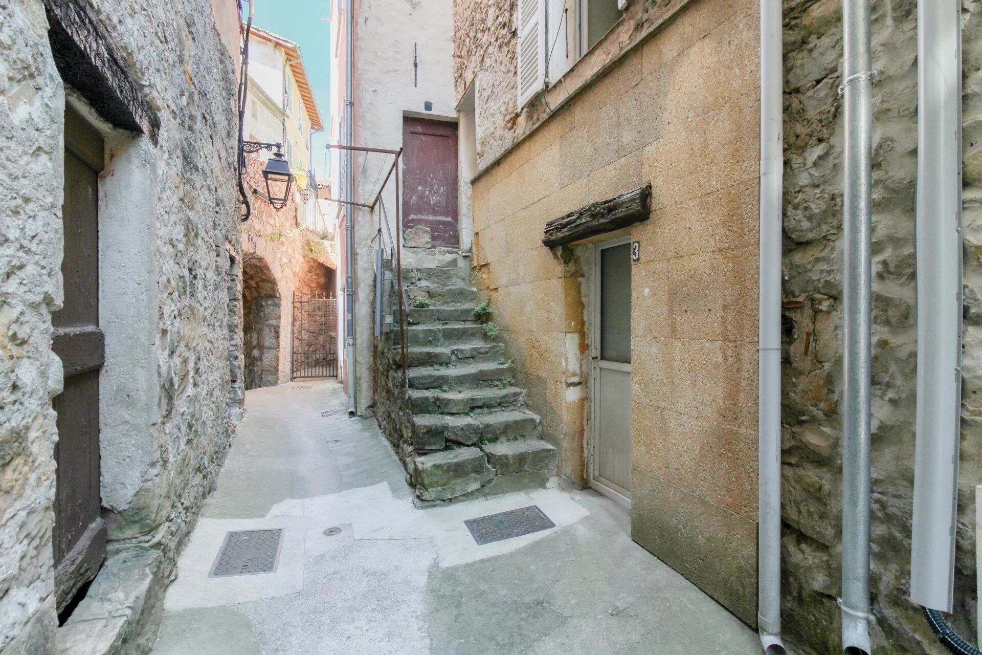 Photo Maison de village de 3 pièces Roquestéron