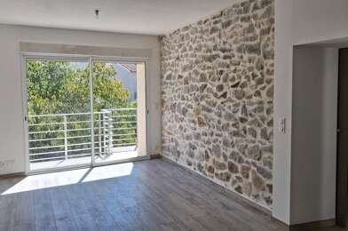 Appartement 3 pièces 925 €