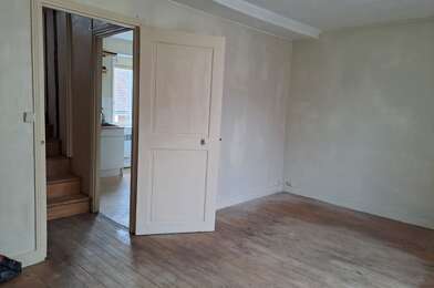 Appartement 3 pièces 750 €
