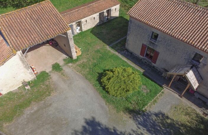 Propriete à vendre 10 pièces AUBIGNY (79) Terrain 27 715 m² — photo 5