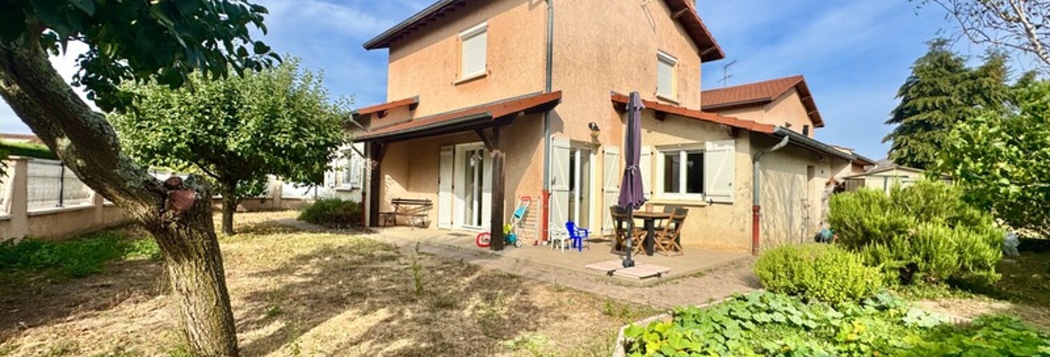 Maison 5 Pièces 97 m² à vendre à Le Coteau (42120)