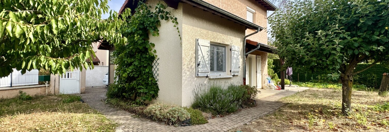Maison 5 Pièces 97 m² à vendre à Le Coteau (42120)
