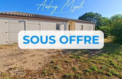 Maison de plain-pied de 90m², proche commerces, avec garage, terrain plat et clôturé — photo du bien