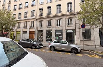 Local commercial Bail à céder  LYON 2EME (69) en exclusivité, très belle boutique de 133m2 emplacement N°1 secteur Franklin/ainay — photo du bien