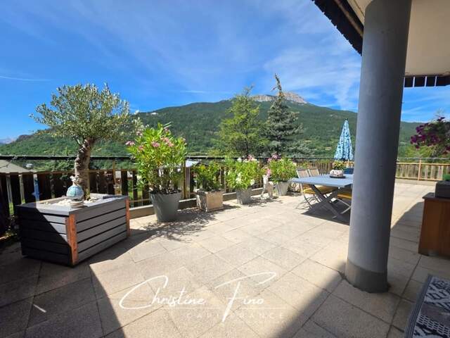 BRIANCON-SERRE CHEVALIER T3 AVEC TERRASSE DE 100M² — photo du bien