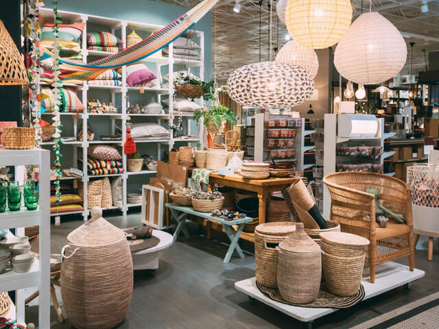 FINISTERE SUD (29) CONCEPT STORE DECORATION D'INTERIEUR 90M2 — photo du bien