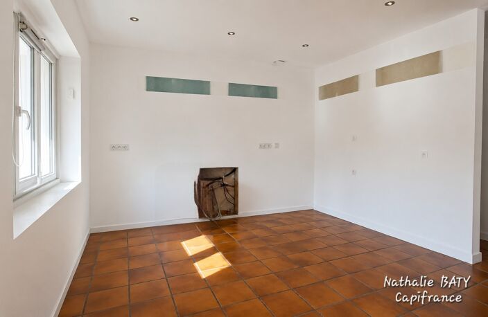 SOUS OFFRE - Rare à la vente - Spacieux appartement 158 m² – 7 pièces – 4 chambres – Terrasse, balcon, jardin – Dépendances – Ugine — photo 4