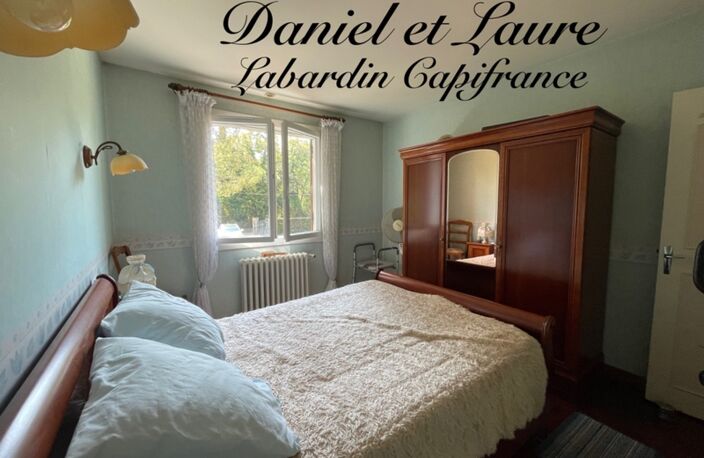 MAISON 6 pièces - 4 chambres - 3390 m2 de terrain sur les hauteurs — photo 4