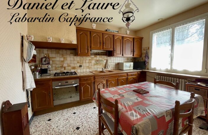 MAISON 6 pièces - 4 chambres - 3390 m2 de terrain sur les hauteurs — photo 5