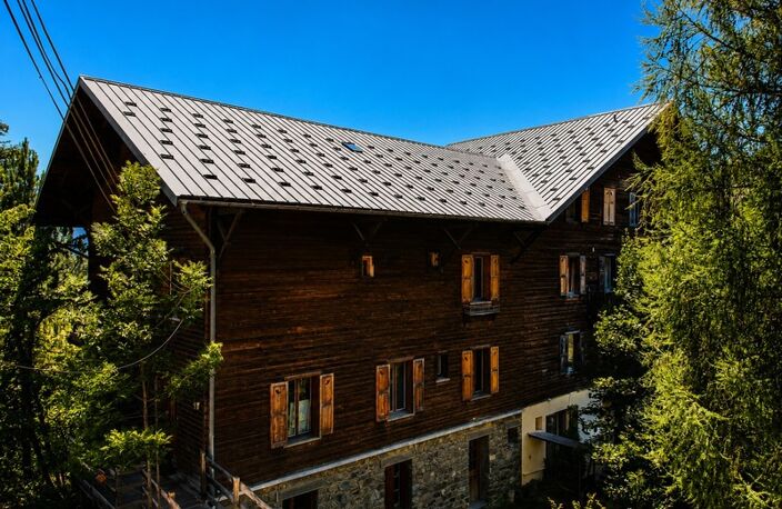 Propriété de 828m² sur 9045m² de terrain - Chorges — photo 3