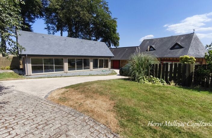 A 20 KMS de Fécamp. Ensemble immobilier comprenant 2 habitations (303 m²);1 piscine; triple garage; Terrain 5215 m² — photo 4