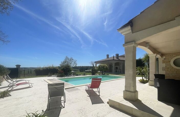 Villa d'architecte et gîte indépendant dans un parc paysager de plus de 4 000 m² SUD de COGNAC proche de BARBEZIEUX SAINT HILAIRE (16) — photo 3