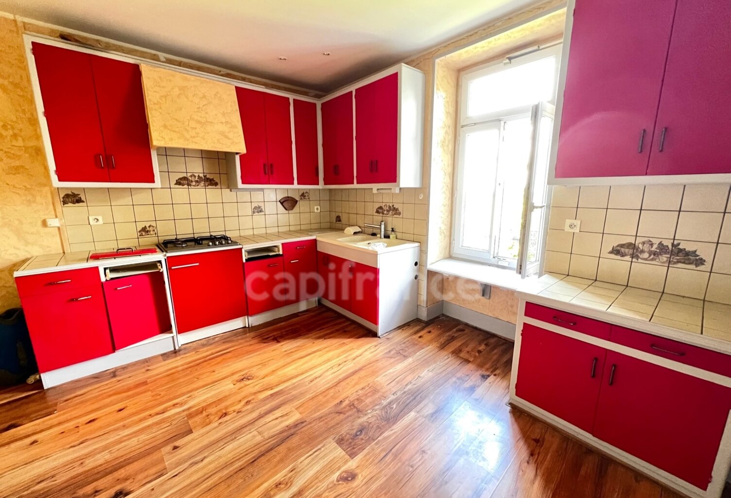 Maison à vendre 5 pièces BEAUFORT (39) — photo 1