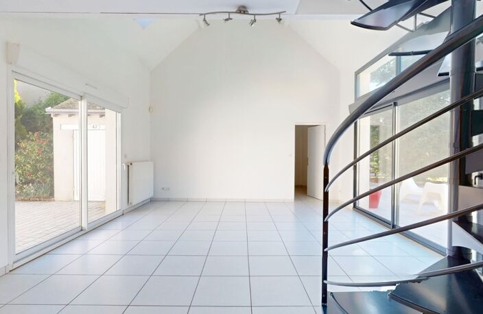 Maison de caractère avec jardin, piscine et patio au coeur d'Olivet — photo 4