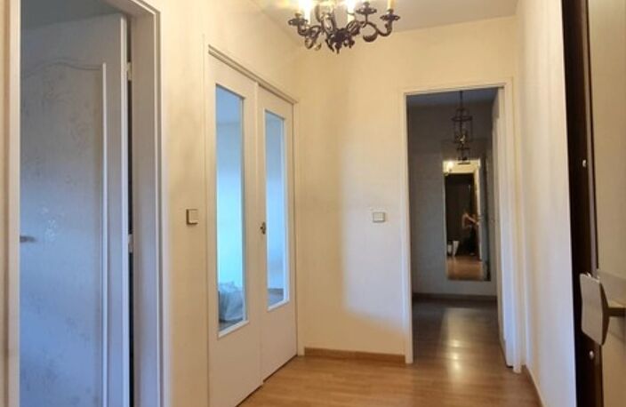 Exclusivité – Rosny sous Bois - Charmant appartement T3 de 76,85 m² – Colline de la Boissière / Golf — photo 3