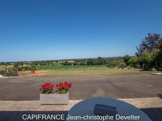 Maison à vendre 3 chambres proche de GORRON (53) sur terrain de 7500 m2 — photo du bien